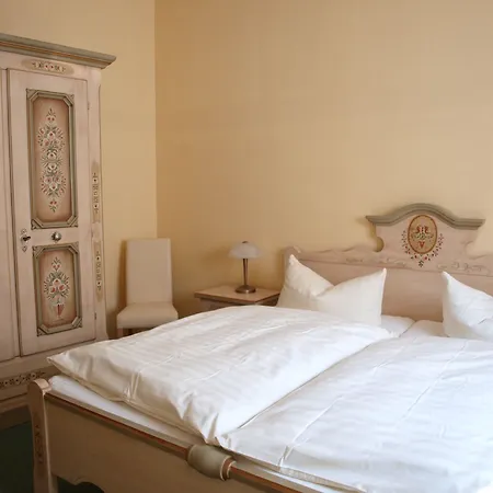 Hotel Gasthof Schuster Und Gaestehaus-2